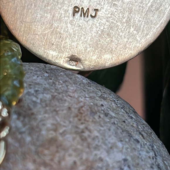 18 karat gold and peridot necklace - Picture 7 of 12